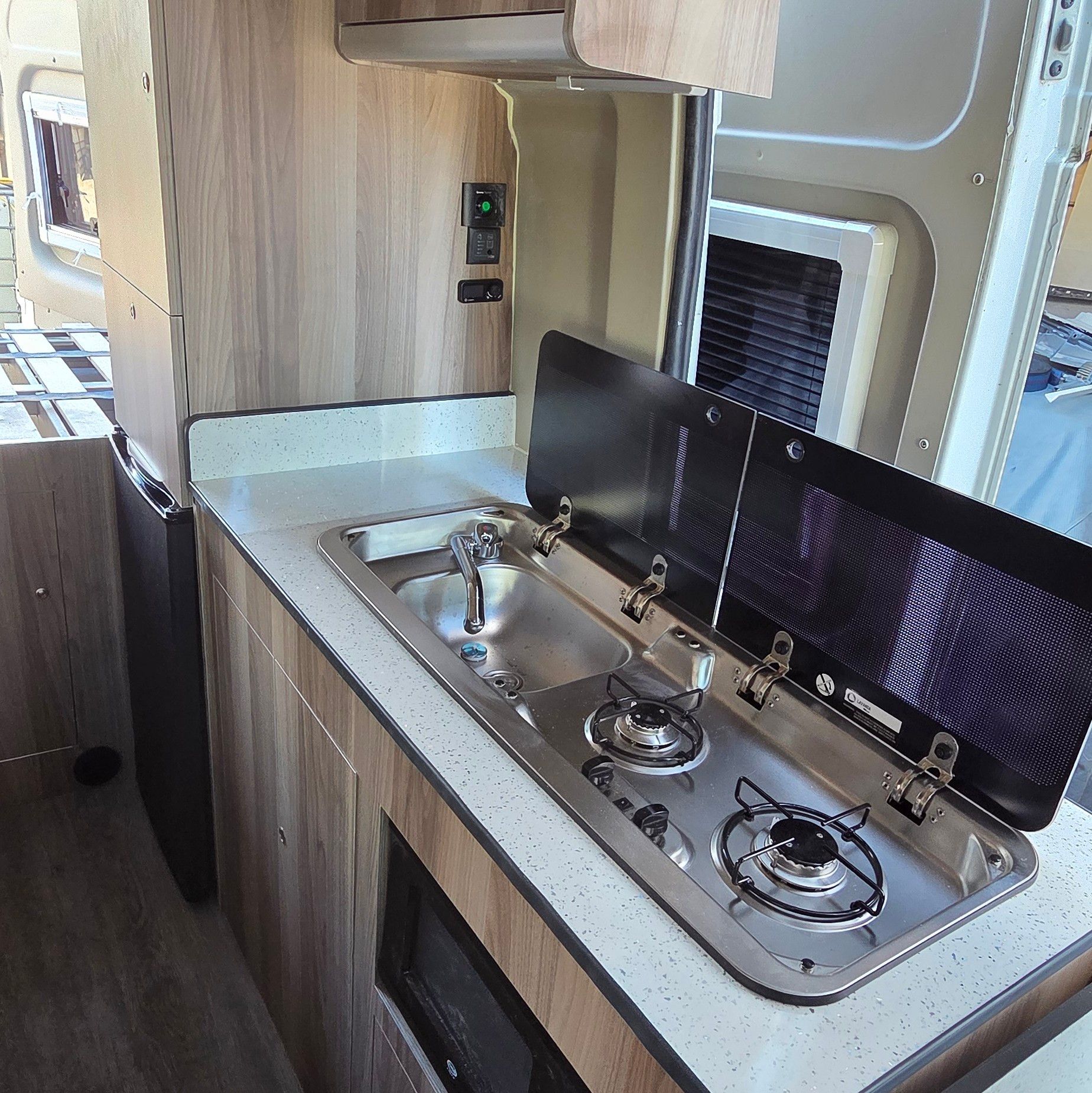 Sprinter LWB four-berth family build, Mercedes Sprinter LWB