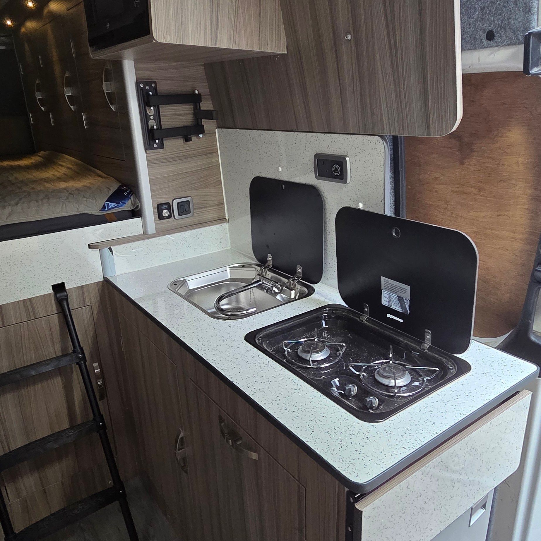 Crafter with washroom and slatted ceiling, Volkswagen Crafter LWB